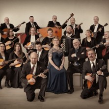 Helsingin Balalaikkaorkesteri - Rakkaus jää